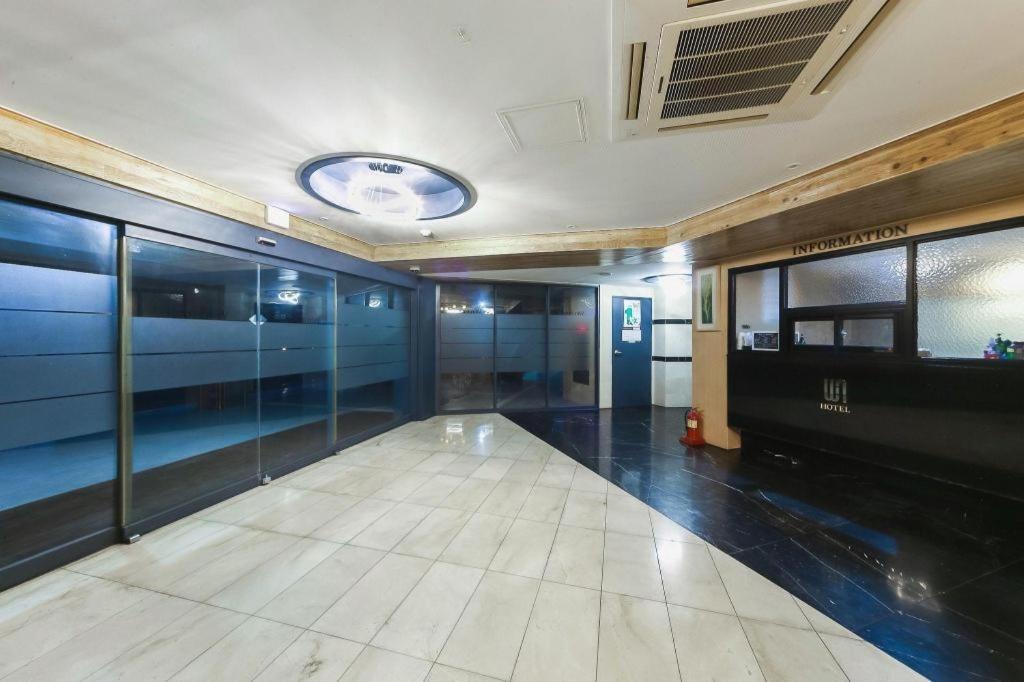 Geoje Win Hotel Dış mekan fotoğraf